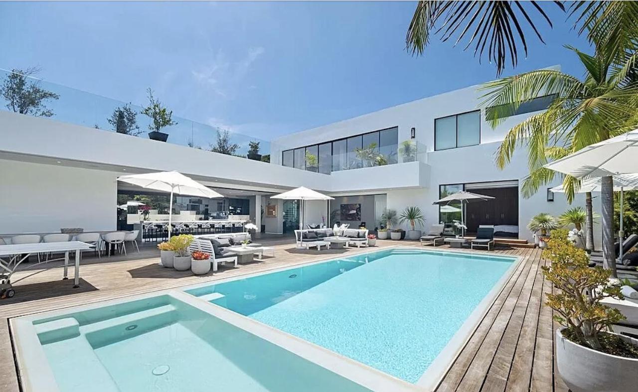 Villa Impeccable Modern Mansion In Beverly Hills Flats Los Angeles Exterior foto
